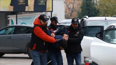 &Ccedil;eşme'de 3 kişinin &ouml;ld&uuml;r&uuml;lmesiyle ilgili davanın gerek&ccedil;eli kararı a&ccedil;ıklandı