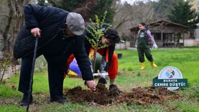 &Ccedil;evre bilinci ve afetlere hazırlık i&ccedil;in yola &ccedil;ıkan Cemre Vakfı, 16 bin g&ouml;n&uuml;ll&uuml;ye ulaştı