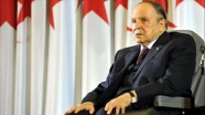 Cezayir 20 yıl sonra Buteflika'nın aday olmadığı seçime gidiyor