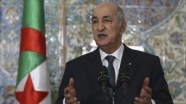 Cezayir Cumhurbaşkanı Tebbun Buteflika rejiminin partisine üyeliğini dondurdu