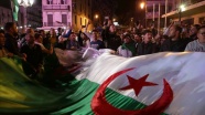 Cezayir'de Buteflika'nın istifası ve ordunun tutumu tartışılıyor