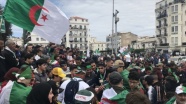 Cezayir'de Buteflika'nın istifasının ardından gösteriler sürüyor