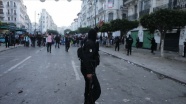 Cezayir&#039;deki gösterilerde 108 kişi gözaltına alındı