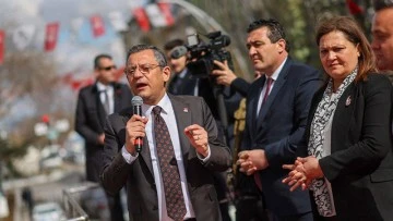 CHP&rsquo;nin ger&ccedil;ek genel başkanı ve emanet&ccedil;isi belli oldu!.. -Ali Mevl&uuml;t Kaya yazdı-