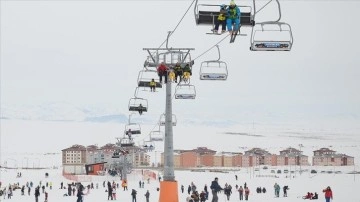 Cıbıltepe'deki turizmciler kayak sezonunu mutlu kapattı