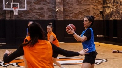 &Ccedil;İMSA &Ccedil;BK Mersin, FIBA Kadınlar Avrupa Kupası'nda yarı final hesapları yapıyor