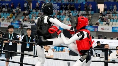 &Ccedil;in'de D&uuml;nya İnsansı Robot Oyunları spor ve senaryo m&uuml;sabakalarıyla s&uuml;r&uuml;yor