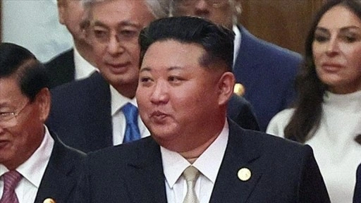 Çin'deki askeri geçit törenine katılan Kim, ilk kez çok taraflı diplomatik bir etkinlikte yer a