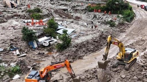 Çin'in Hunan eyaletinde sel tehlikesi nedeniyle 95 bin kişi tahliye edildi