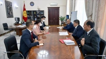 "Çin-Kırgızistan-Özbekistan" demir yolu projesi fizibilite çalışması başladı