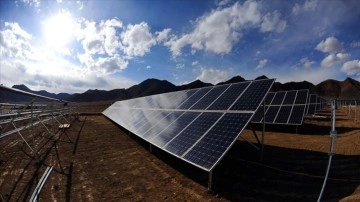 Çin'in enerji yatırımlarında aslan payı "güneş"in oldu