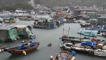 Çin'in güneyinde Talim Tayfunu nedeniyle yaklaşık 230 bin kişi tahliye edildi