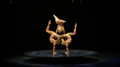 'Cirque du Soleil' İstanbul'da 4 g&uuml;nde 40 bin seyirciye ulaştı
