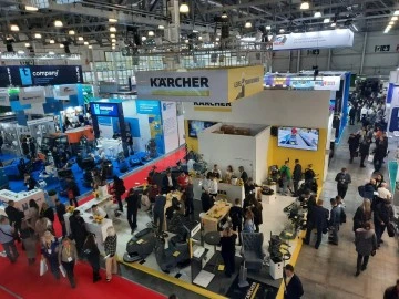 CleanExpo Moskova 2023 fuarının açılışı Crocus Expo'da gerçekleşti