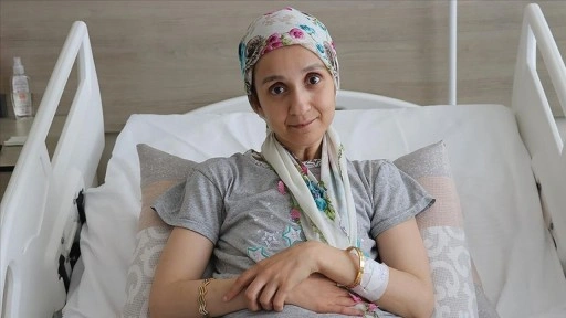 Çocukken içtiği yağ çözücü yüzünden yemek borusu yanan genç anne Kütahya'da sağlığına kavuşturu