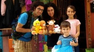 Çocuklar 'bayram yeri' geleneğiyle Balat'ta buluştu
