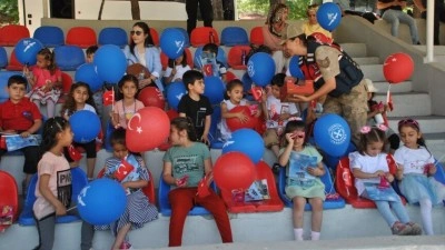 "&Ccedil;ocuklar G&uuml;vende" ekipleri 9 bin 781 &ccedil;ocuğu sanat, spor ve sosyal faaliyetlere y&ouml;nlendird