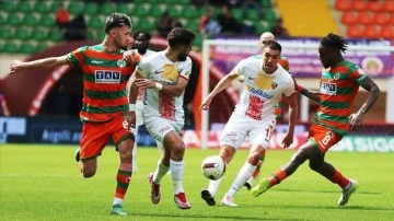 Corendon Alanyaspor, Mondihome Kayserispor'u 1-0 mağlup etti