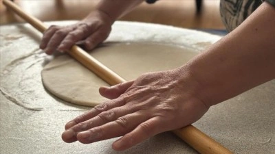 &Ccedil;orum'da ev hanımları Ramazana imece usul&uuml; hazırlanıyor