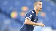 Cristiano Ronaldo sosyal medyada 500 milyon takipçiye yaklaştı