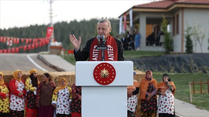 Cumhurbaşkanı Erdoğan: 50 baş üzeri büyükbaş ari damızlık üretimine teşvik vereceğiz