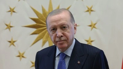 Cumhurbaşkanı Erdoğan, 665. Tarihi Kırkpınar Yağlı G&uuml;reşleri'nde başpehlivan olan Taş'ı tebrik etti