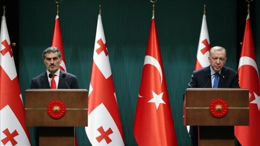 Cumhurbaşkanı Erdoğan: Bakü-Tiflis-Kars Demiryolu'nun tam kapasite çalışmaya başlaması ehemmiyet arz etmektedir