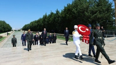 Cumhurbaşkanı Erdoğan başkanlığındaki YAŞ &uuml;yeleri Anıtkabir'i ziyaret etti