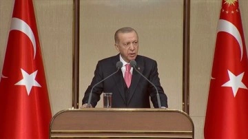 Cumhurbaşkanı Erdoğan: Başörtüsüne anayasal güvence kazandırırken, aileyi de korumayı hedefliyoruz