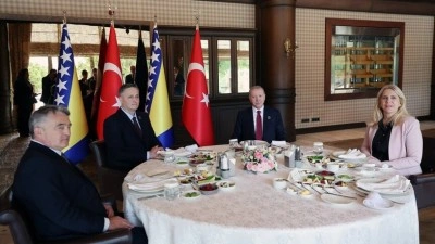 Cumhurbaşkanı Erdoğan, Bosna Hersek Devlet Başkanlığı Konseyi &uuml;yeleriyle g&ouml;r&uuml;şt&uuml;