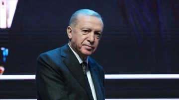 Cumhurbaşkanı Erdoğan Cumhurbaşkanlığı Kültür Sanat Büyük Ödülleri sahiplerini kabul etti