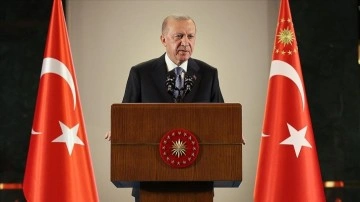 Cumhurbaşkanı Erdoğan: Cumhuriyet'imizi yeni asrına hazırlamanın gayreti içindeyiz