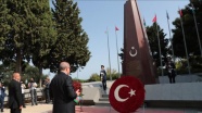 Cumhurbaşkanı Erdoğan'dan Azerbaycan'da şehitlik ziyareti