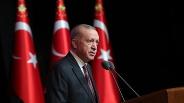 Cumhurbaşkanı Erdoğan dünya şampiyonu Mete Gazoz'u arayarak tebrik etti