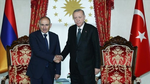 Cumhurbaşkanı Erdoğan Ermenistan Başbakanı Paşinyan'ı kabul etti