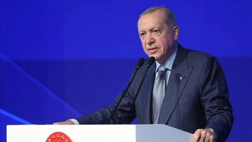 Cumhurbaşkanı Erdoğan: Filistin halkının yanında eğilmeden, b&uuml;k&uuml;lmeden dimdik duruyoruz