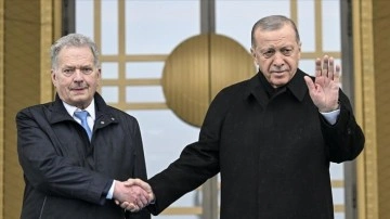 Cumhurbaşkanı Erdoğan, Finlandiya Cumhurbaşkanı Niinistö'yü resmi törenle karşıladı