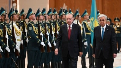 Cumhurbaşkanı Erdoğan, Kazakistan'da resmi t&ouml;renle karşılandı