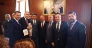 Cumhurbaşkanı Erdoğan kırmızı dipli mumla davet edildi