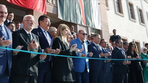 Cumhurbaşkanı Erdoğan, Malatya'da yapımı tamamlanan yeni valilik binasının açılış törenine katı