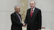 Cumhurbaşkanı Erdoğan Malezya Başbakanı Mahathir'i kabul etti