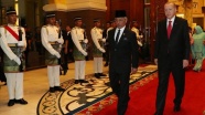 Cumhurbaşkanı Erdoğan Malezya Kralı Sultan Abdullah ile görüştü