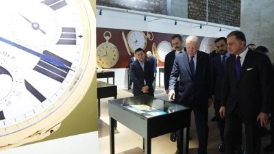 Cumhurbaşkanı Erdoğan, "Muhteşem Cep Saatleri Koleksiyonu" sergisini gezdi