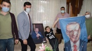 Cumhurbaşkanı Erdoğan, serebral palsi hastası Merve&#039;nin sevgisini karşılıksız bırakmadı