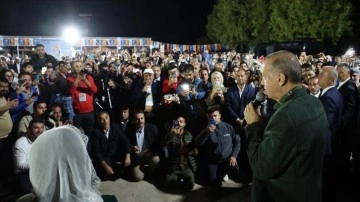 Cumhurbaşkanı Erdoğan, Silvan'da vatandaşlarla bir araya geldi