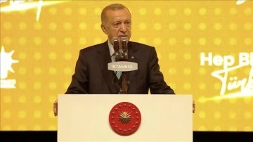 Cumhurbaşkanı Erdoğan: Siyasi hayatımızın tamamı milletimize hizmet etmekle geçti