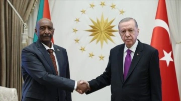 Cumhurbaşkanı Erdoğan, Sudan Egemenlik Konseyi Başkanı Burhan'la telefonda görüştü