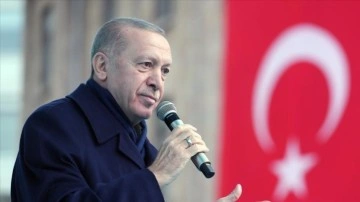 Cumhurbaşkanı Erdoğan: Tüm fedakarlıklarımıza değecek müreffeh bir gelecek bizi bekliyor