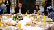 Cumhurbaşkanı Erdoğan ve Emine Erdoğan gençlerle sahur yaptı