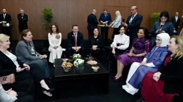Cumhurbaşkanı Erdoğan'ın eşi Emine Erdoğan, liderler ve lider eşleriyle bir araya geldi